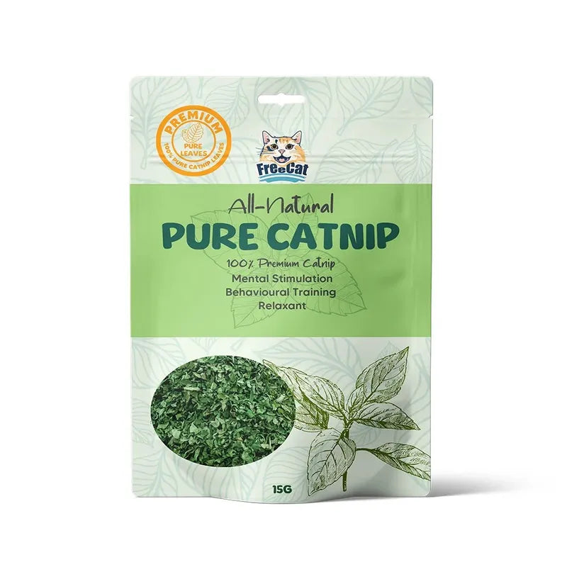 Front of Freecat All Natural Pure Catnip 15g resealable pouch with green leaf design and product claims.