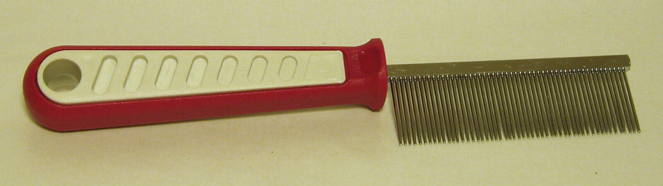 Kramar Stylemaster Medium Pet Comb with red and white contoured handle and chrome-plated carbon steel teeth, shown on a plain background.